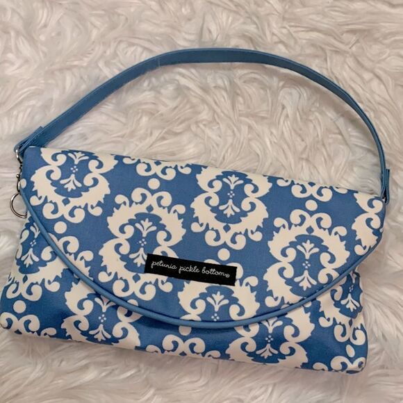 PETUNIA PICKLE BOTTOM clutch/wristlet/shoulder bag coated canvas w changing pad - Picture 1 of 11